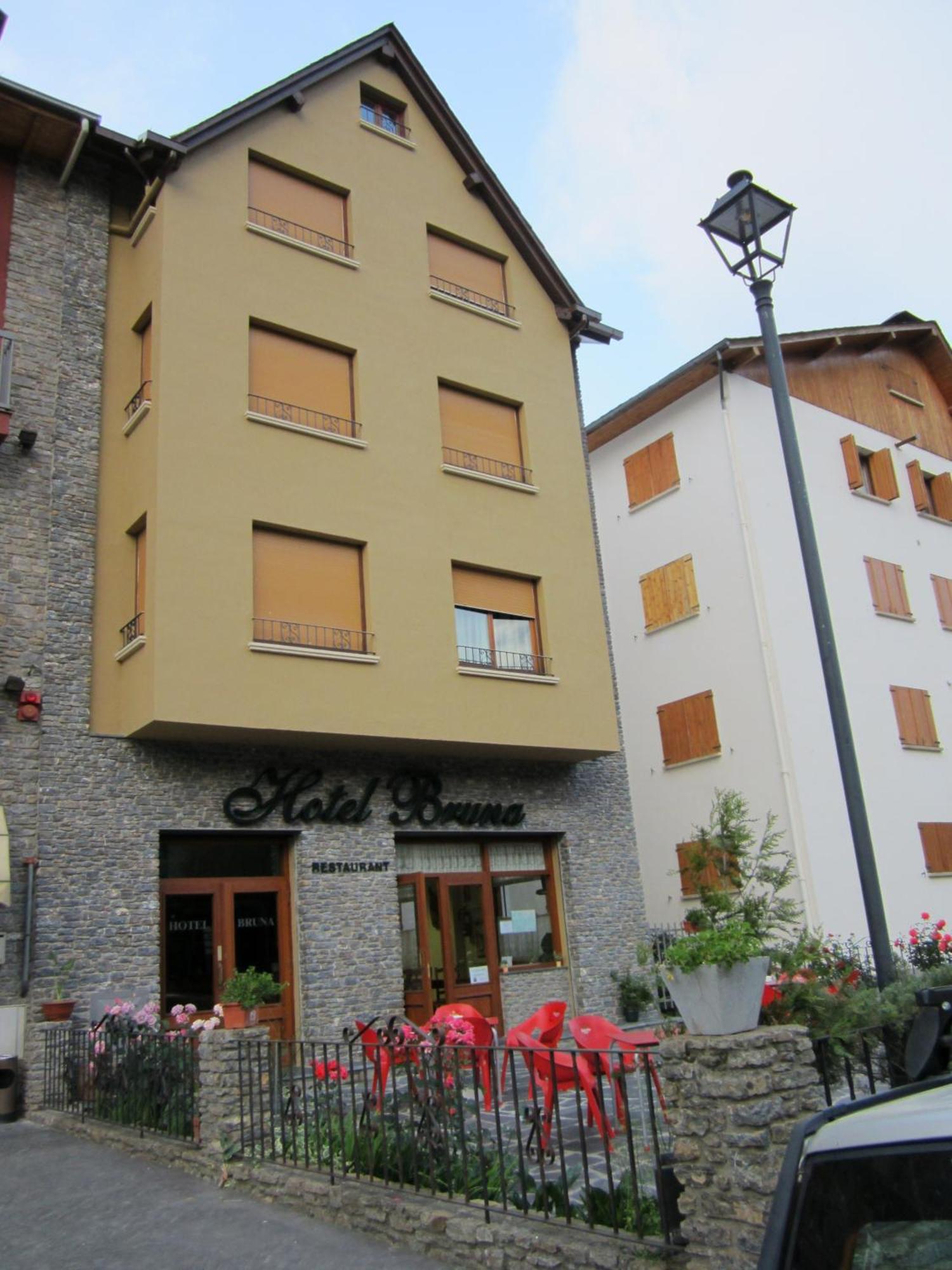 Hotel Bruna Esterri D'Aneu Exterior photo