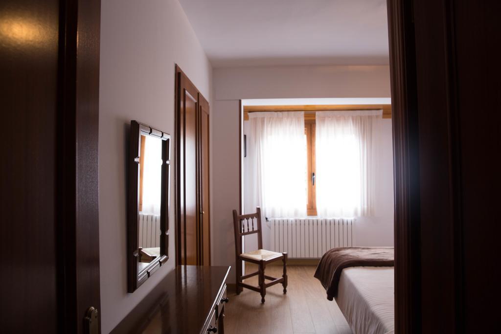 Hotel Bruna Esterri D'Aneu Exterior photo